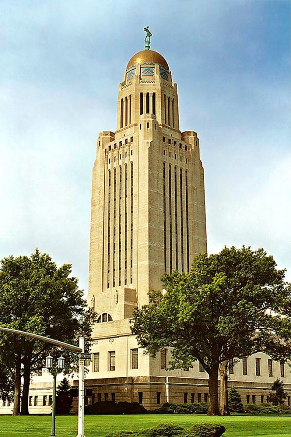 Nebraska State Capitol, Lincoln by StevenM_61 is licensed under CC BY-NC-ND 2.0