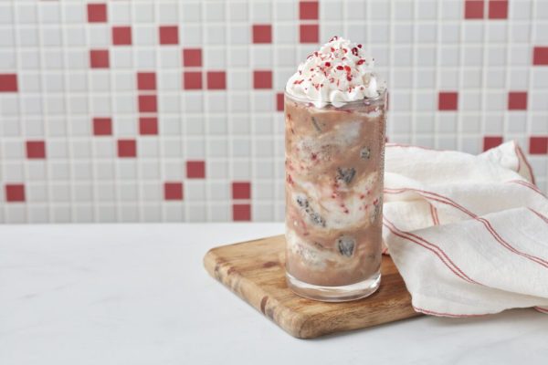 Food Review: Freddy's Peppermint Oreo Shake