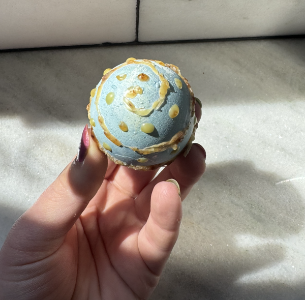 How To: Dying an Easter Egg